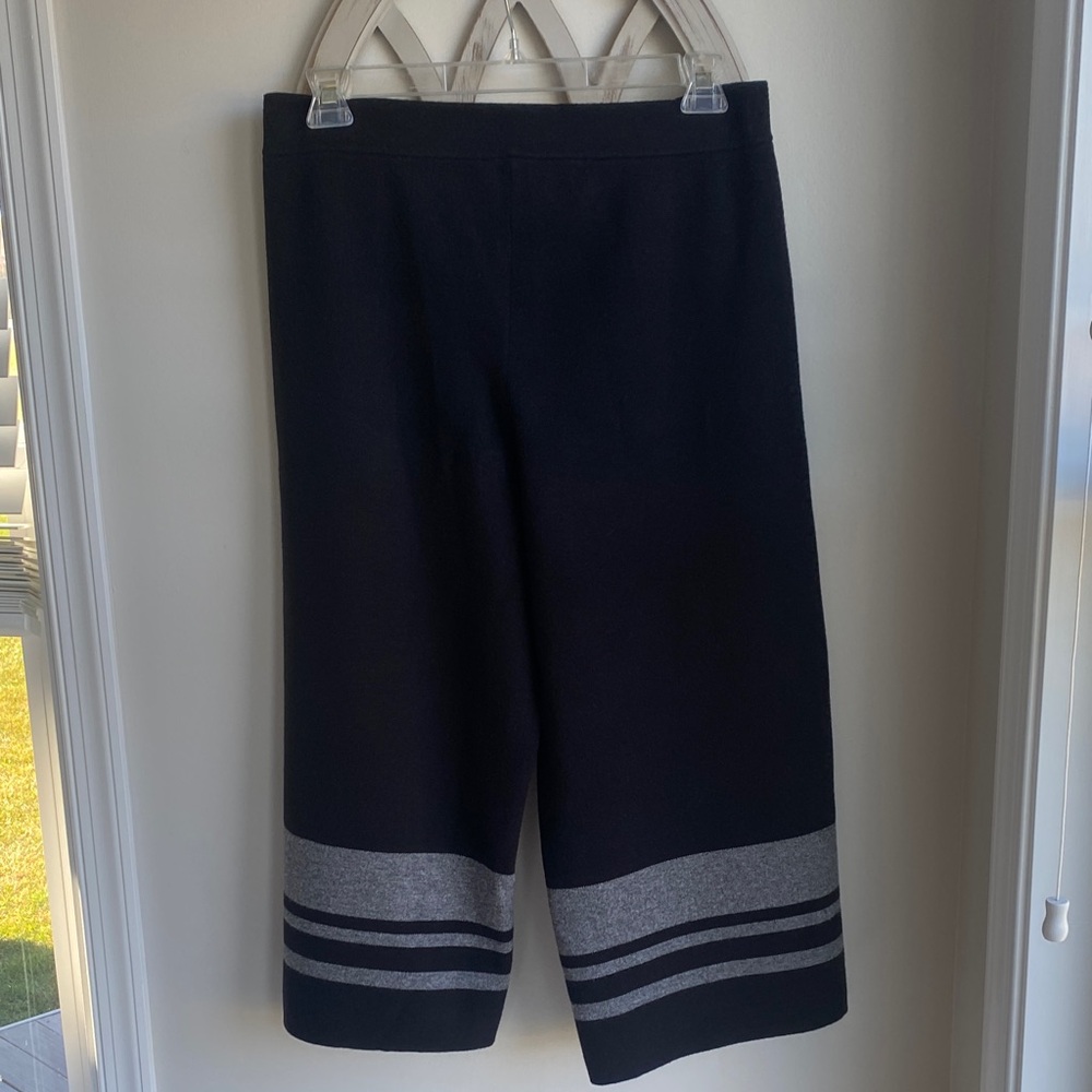 Joseph Ribkoff Black/Vanilla Jacquard Sweater Culotte Pants Style size large